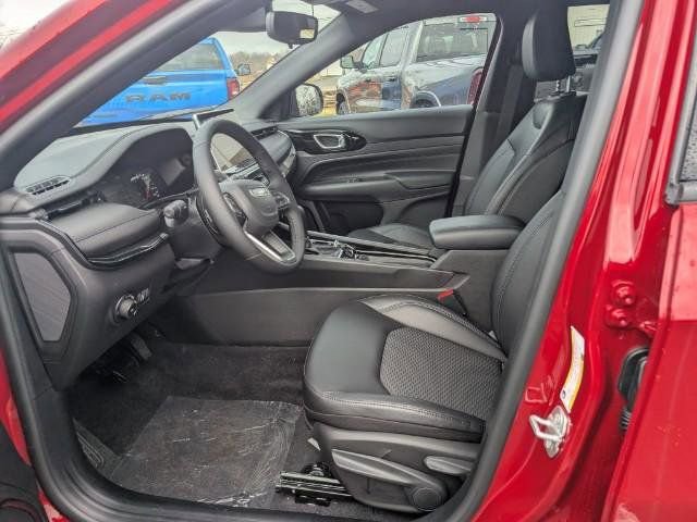 New 2026 Jeep Compass Latitude image 7