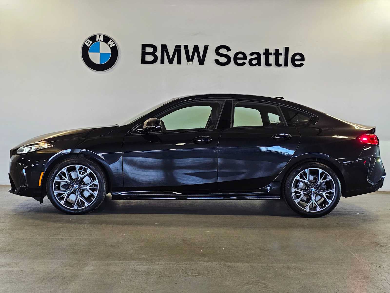 Used 2025 BMW 228i xDrive w/ Premium Package AWD/4WD image 3
