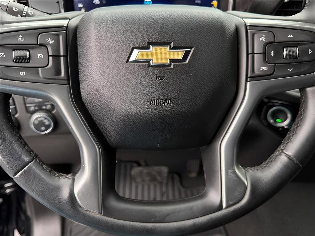 Used 2024 Chevrolet Silverado 2500 LT image 31