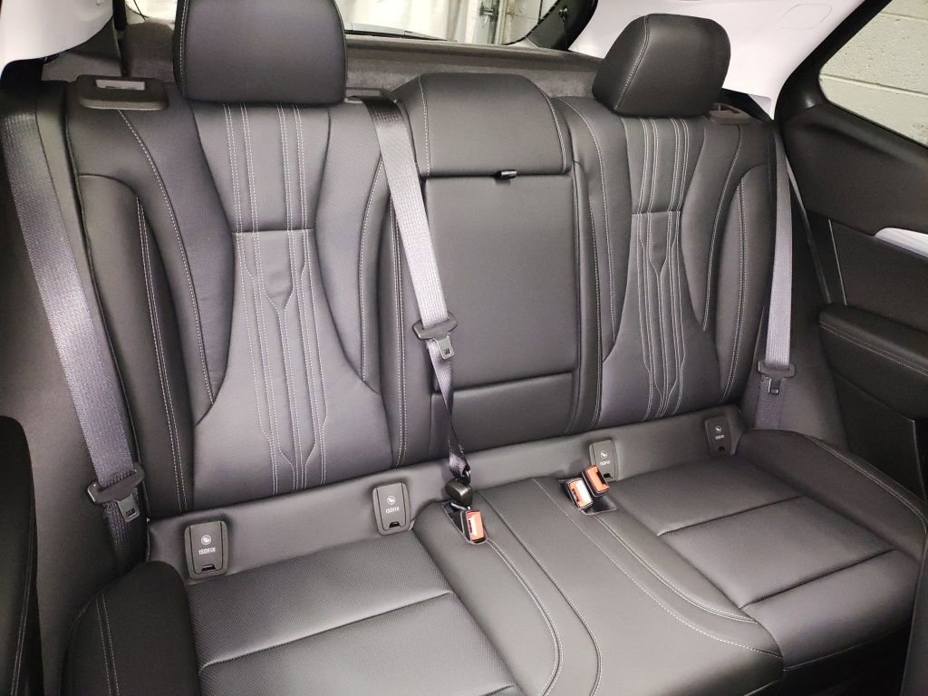 New 2026 Buick Envision Avenir image 11