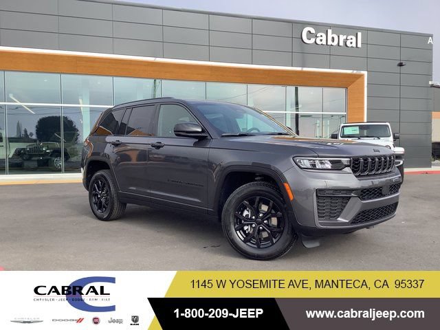 New 2026 Jeep Grand Cherokee Altitude