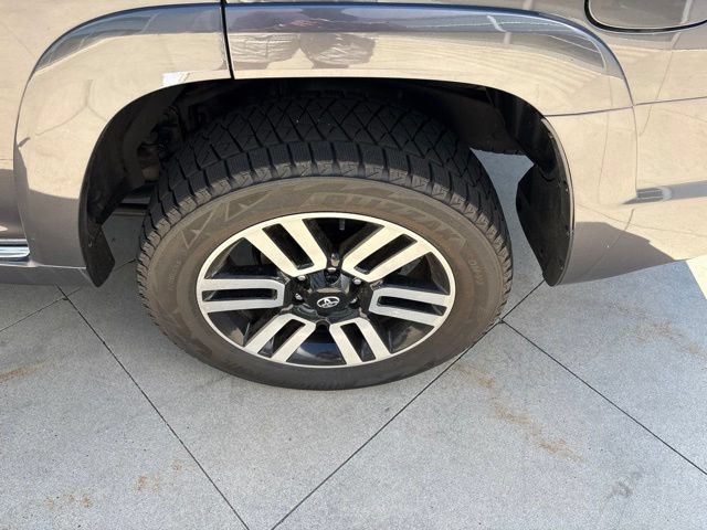 Used 2022 Toyota 4Runner Limited AWD/4WD image 12