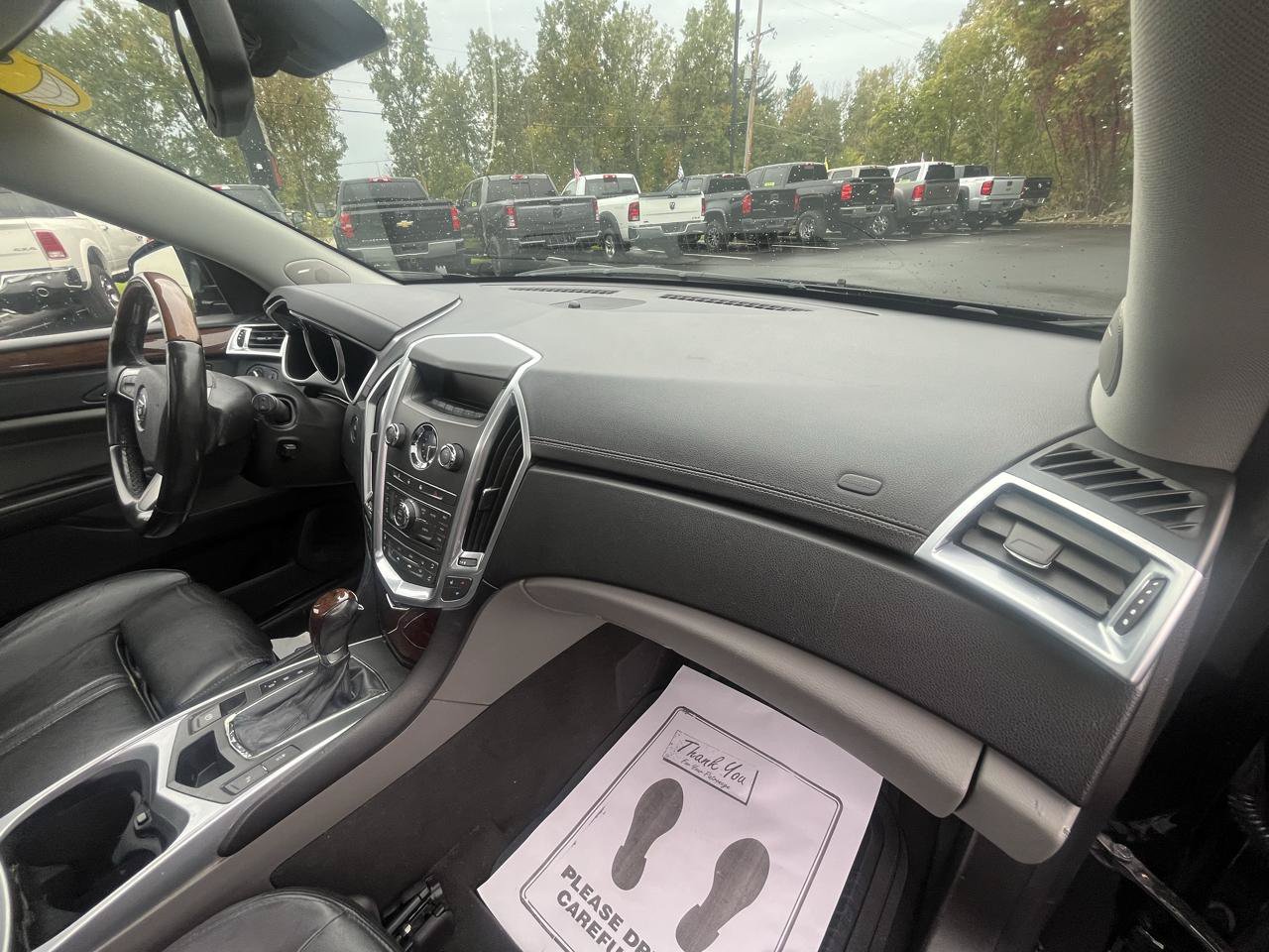 Used 2011 Cadillac SRX Luxury FWD image 15