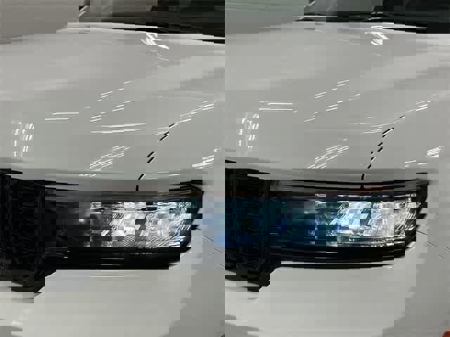 Used 2023 Jeep Grand Cherokee L Laredo image 29