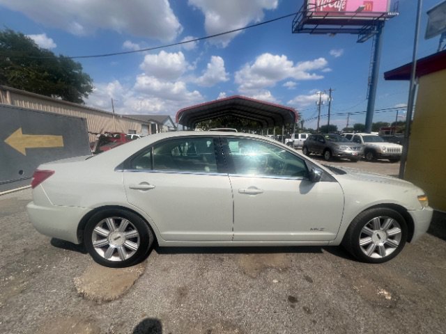 Used 2008 Lincoln MKZ FWD image 4