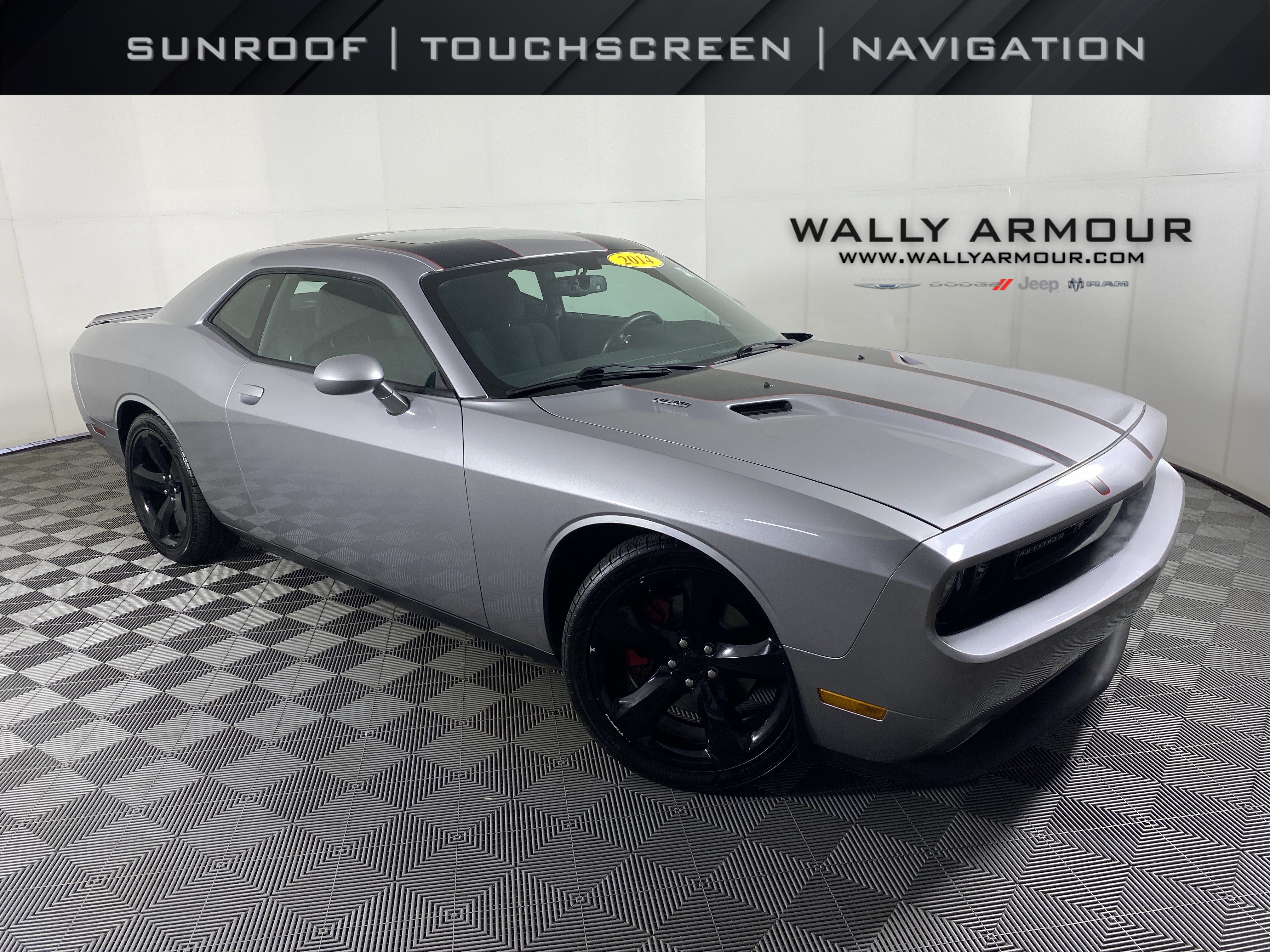 Used 2014 Dodge Challenger R/T w/ Blacktop Package RWD video 1