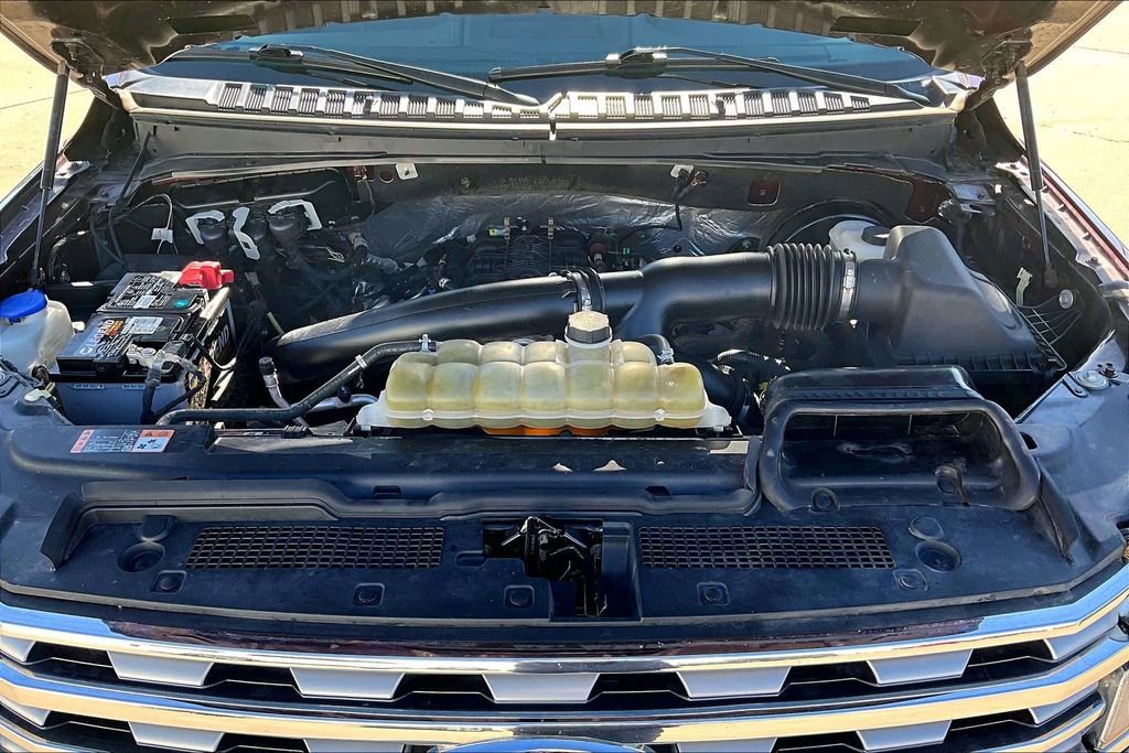 Used 2021 Ford Expedition Max Limited image 12