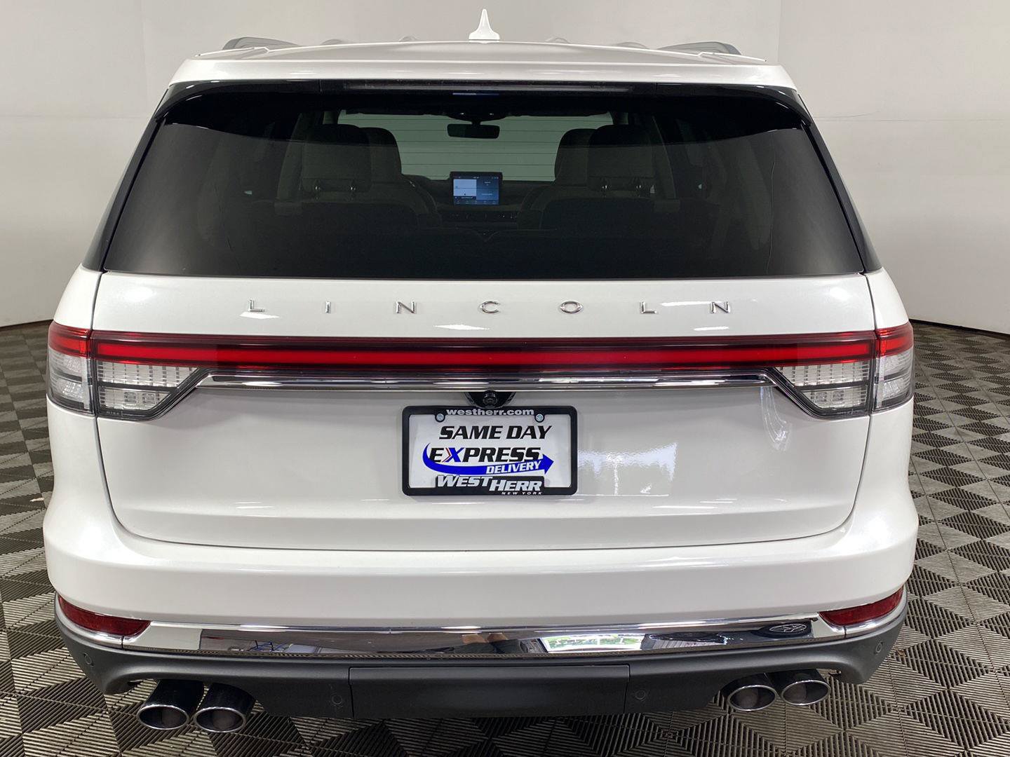 Used 2020 Lincoln Aviator Reserve w/ Equipment Group 202A AWD/4WD image 5