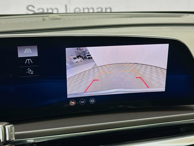 Used 2024 Cadillac Lyriq Tech image 15