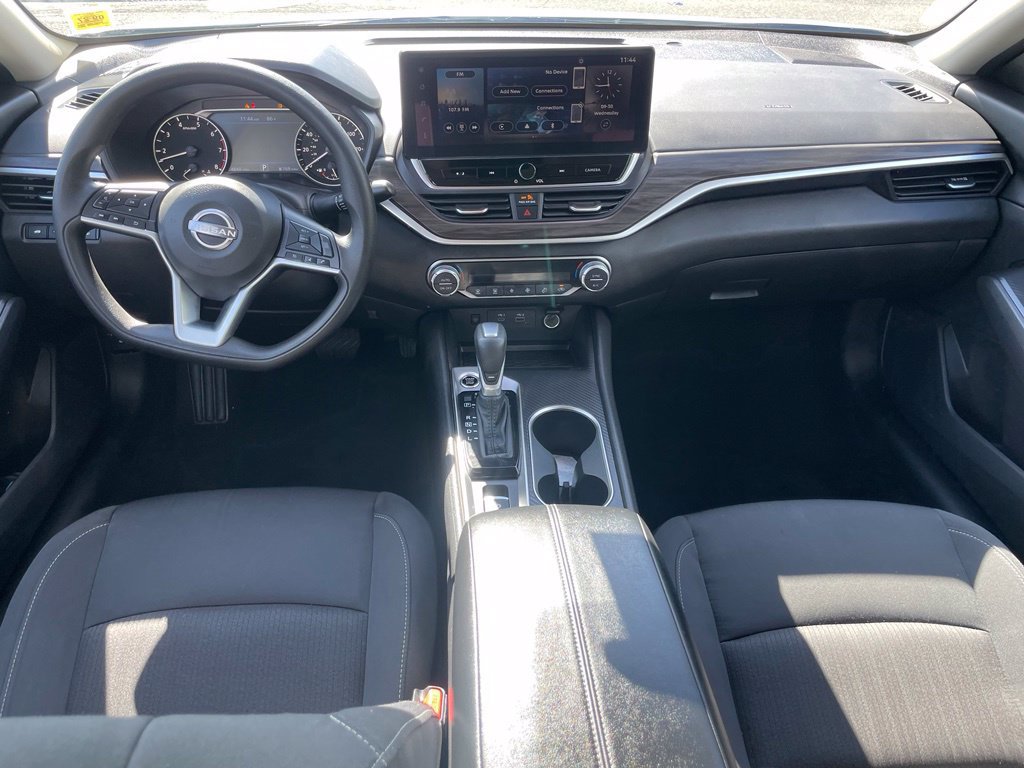 Certified 2025 Nissan Altima 2.5 SV w/ SV Special Edition Package AWD/4WD image 13