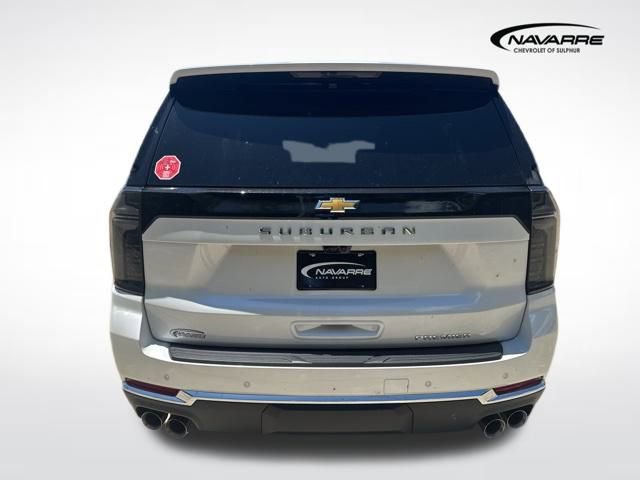 New 2025 Chevrolet Suburban Premier image 8