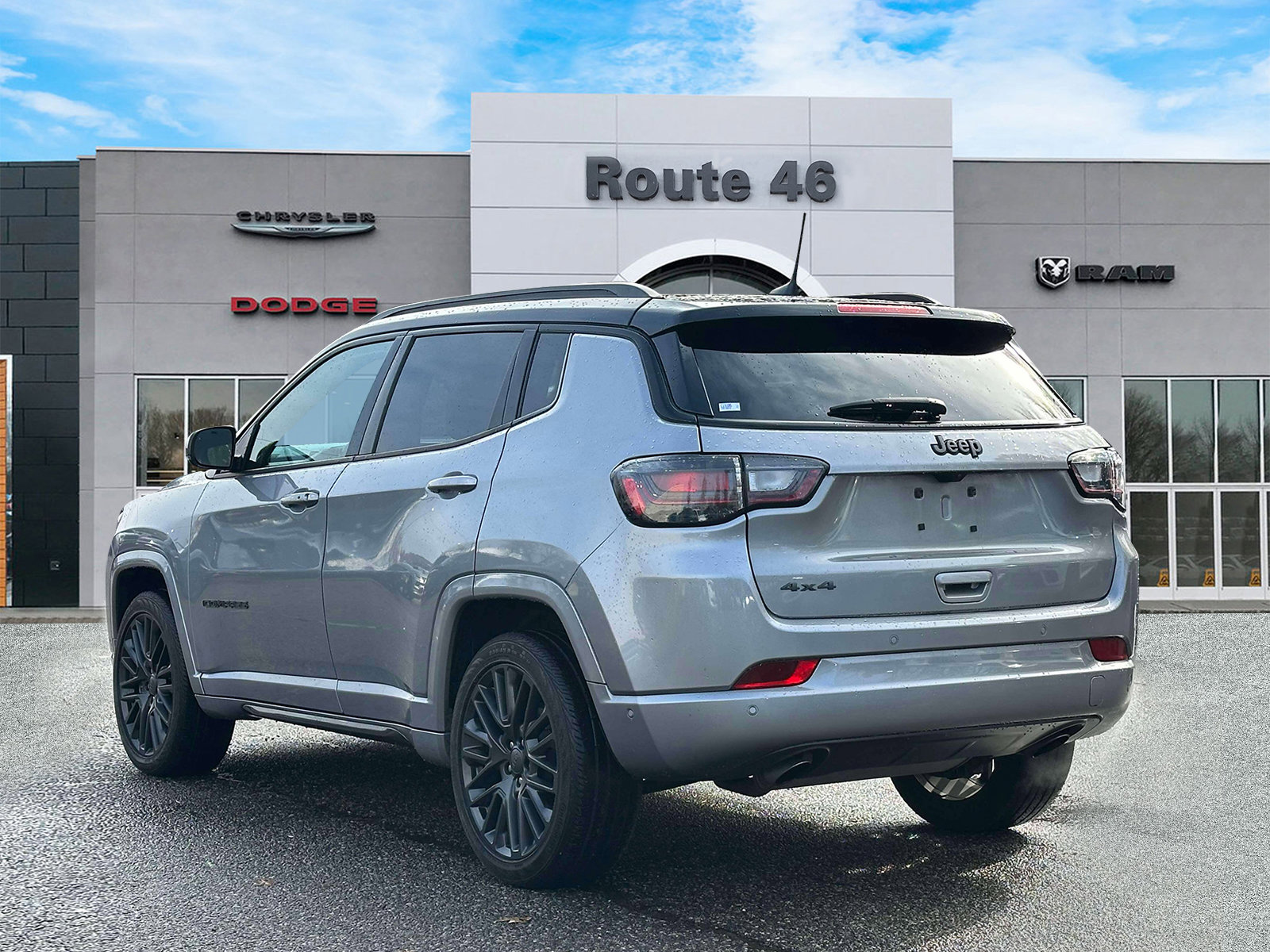 Used 2023 Jeep Compass High Altitude w/ Driver Assist Group I image 4