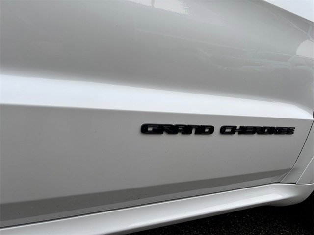 Used 2020 Jeep Grand Cherokee SRT image 28