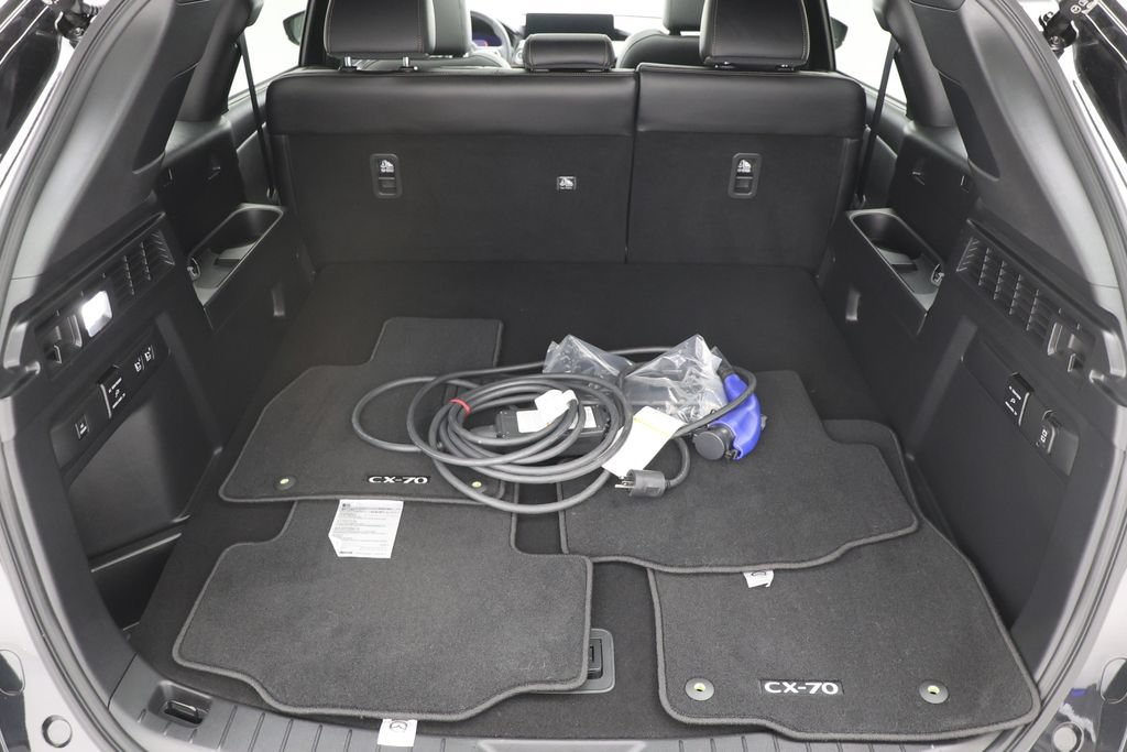 Used 2025 MAZDA CX-70 Plug-In Hybrid w/ Premium Plus AWD/4WD image 33