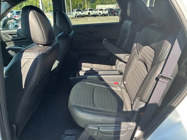 Used 2023 Nissan Pathfinder Rock Creek AWD/4WD image 15