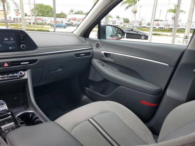 Used 2021 Hyundai Sonata SE FWD image 14