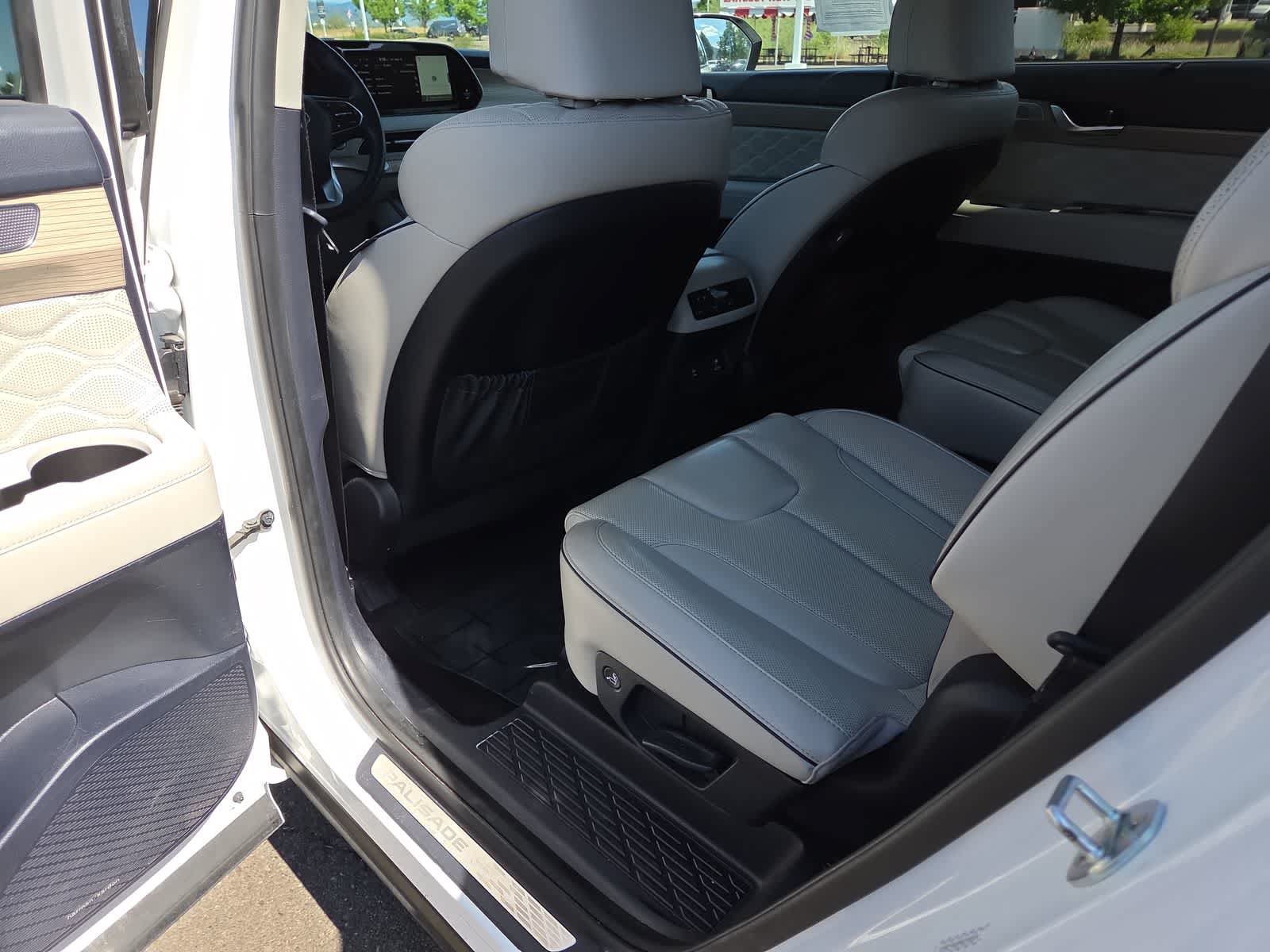 Used 2022 Hyundai Palisade Calligraphy w/ Cargo Package FWD image 20