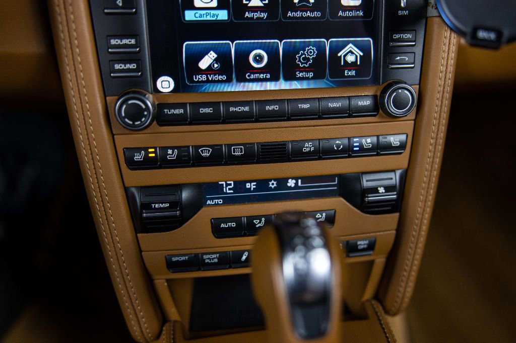 Used 2011 Porsche 911 Turbo S image 31