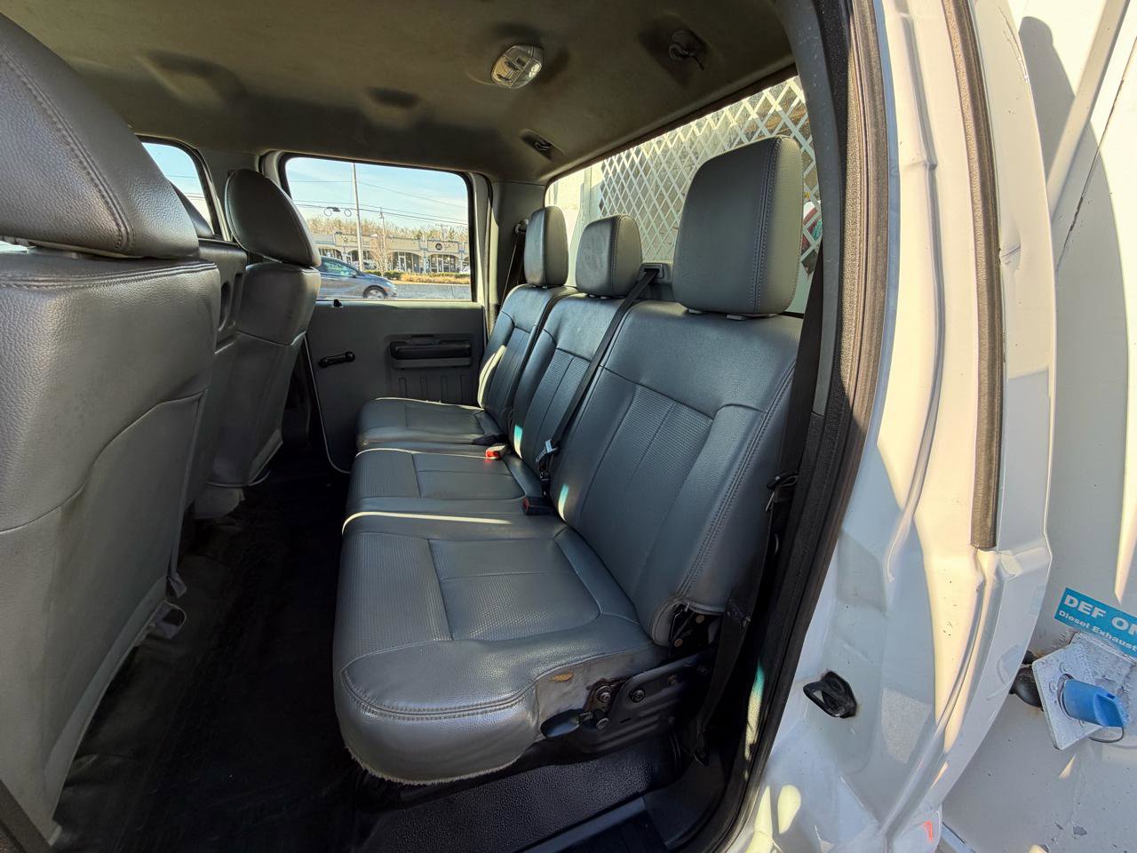 Used 2015 Ford F550 4WD Crew Cab 176 WB 60 CA XL image 26