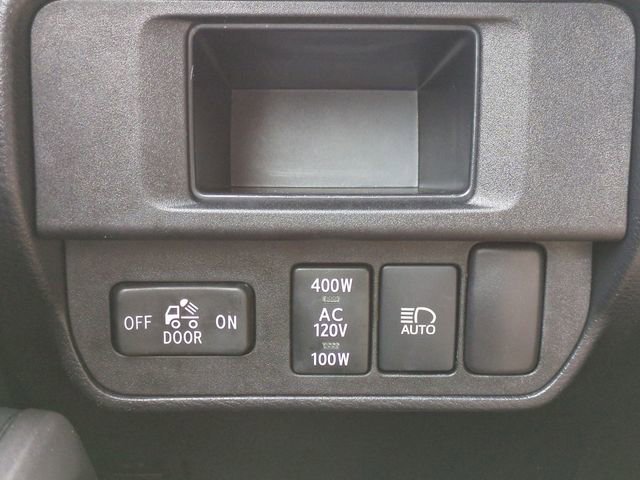 Used 2018 Toyota Tacoma TRD Sport image 20