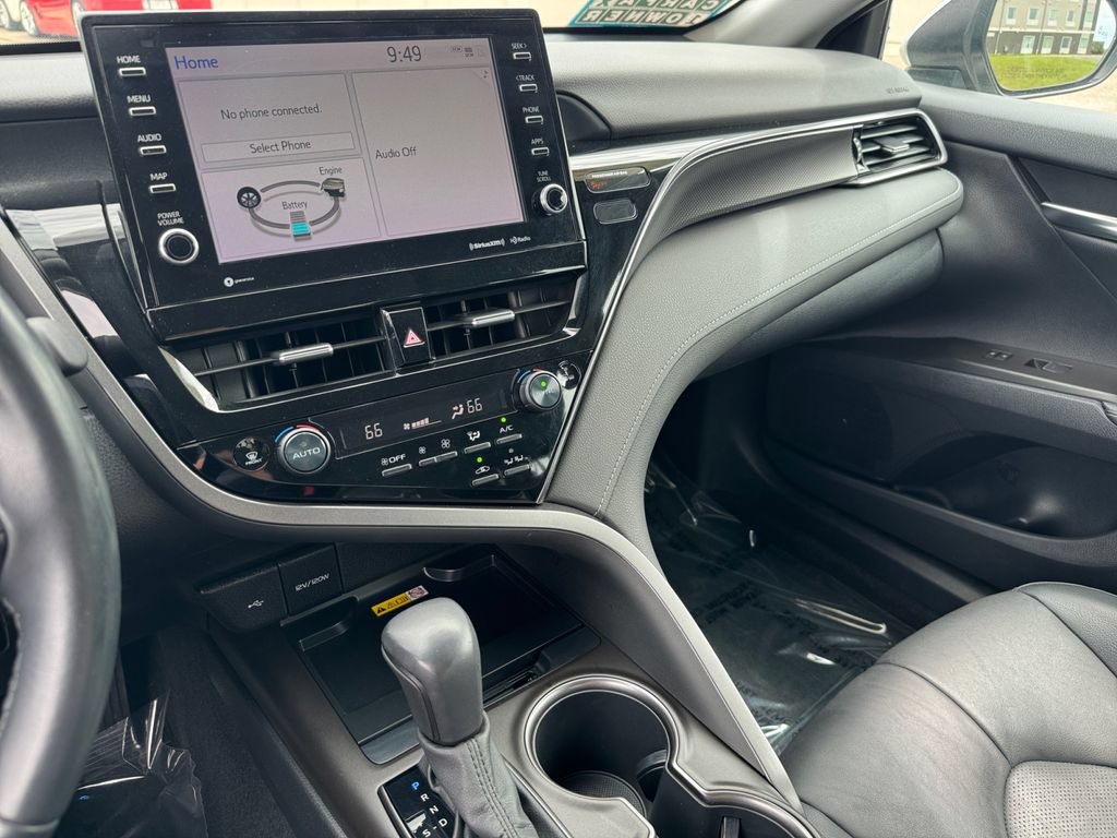 Certified 2022 Toyota Camry XSE FWD image 29