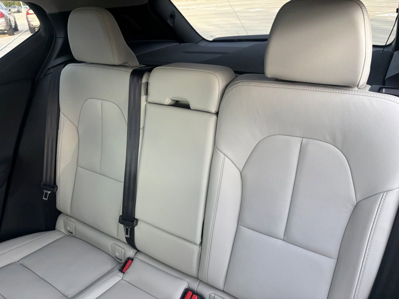 New 2026 Volvo XC40 B5 Plus w/ Protection Package Premier image 23