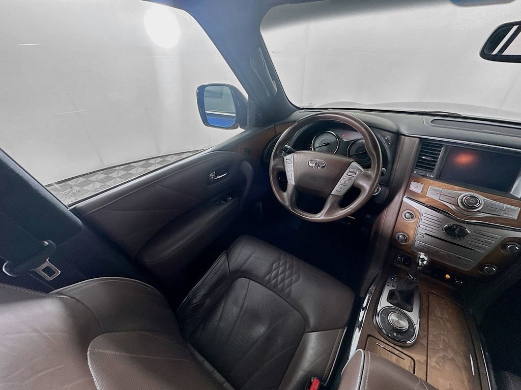 Used 2016 INFINITI QX80 Limited w/ All Season Package image 9
