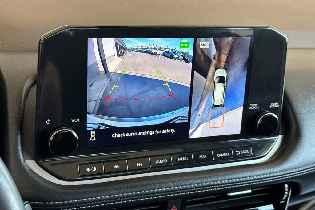 Used 2022 Nissan Rogue SL w/ SL Premium Package image 24