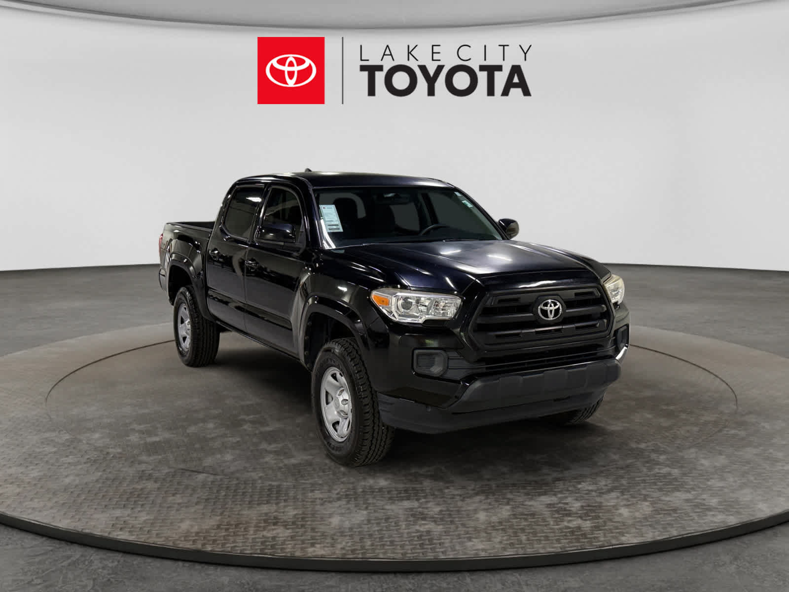 Used 2016 Toyota Tacoma SR RWD image 13