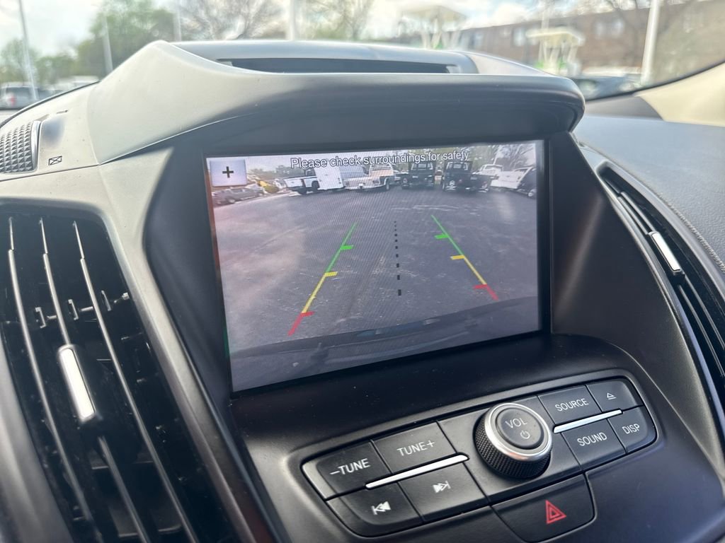 Used 2018 Ford Escape SE w/ Ford Safe & Smart Package AWD/4WD image 37