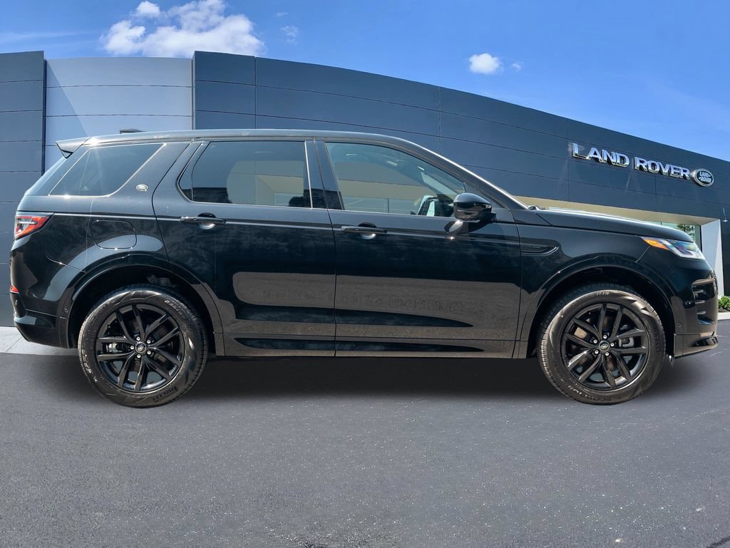 New 2026 Land Rover Discovery Sport Landmark AWD/4WD image 8