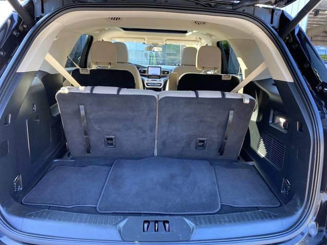 Used 2022 Ford Explorer XLT w/ Equipment Group 202A AWD/4WD image 7
