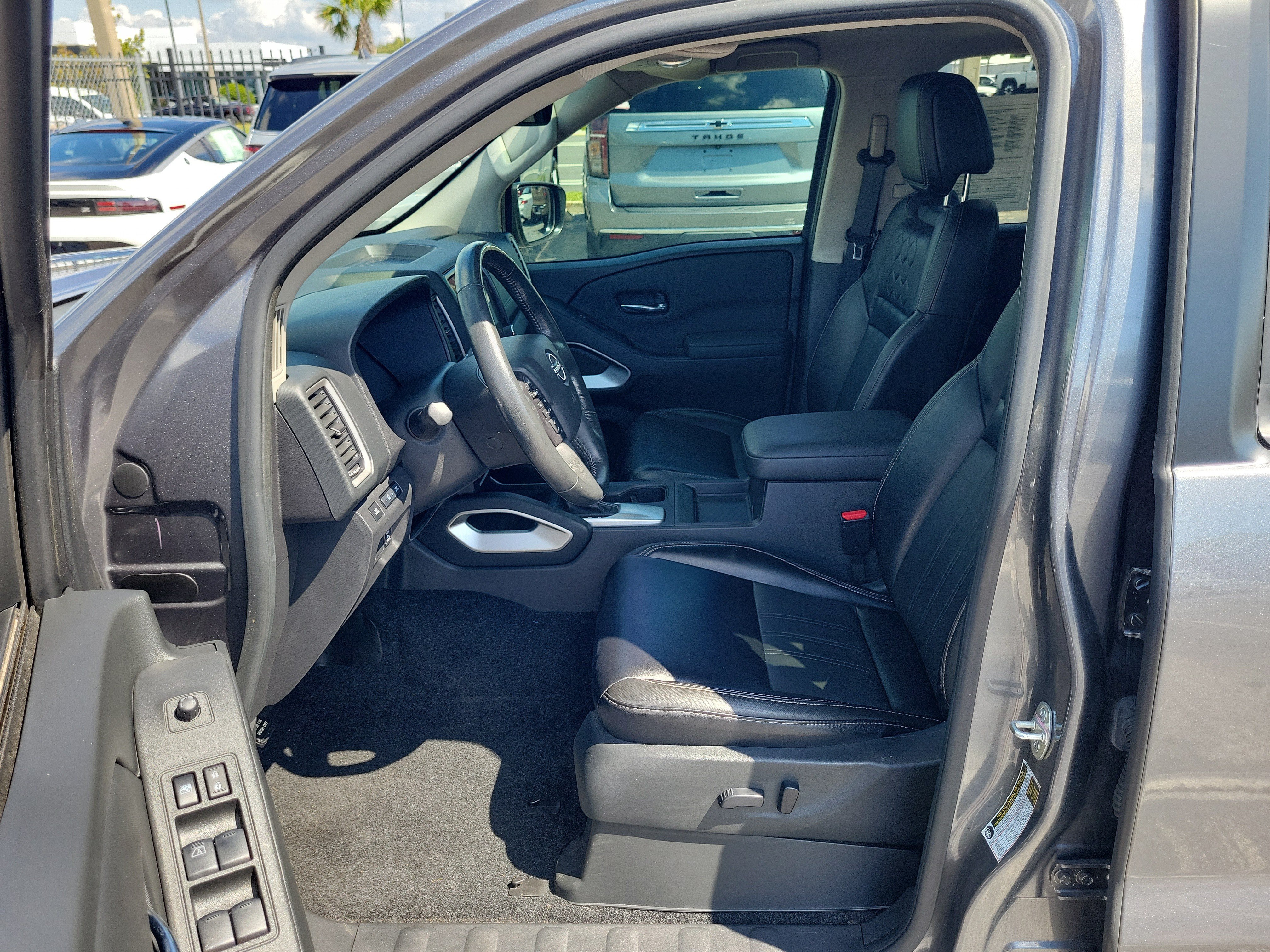 Certified 2024 Nissan Frontier SL w/ Technology Package AWD/4WD image 12