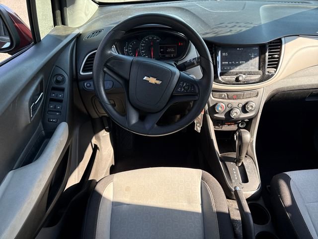 Used 2017 Chevrolet Trax LS image 21