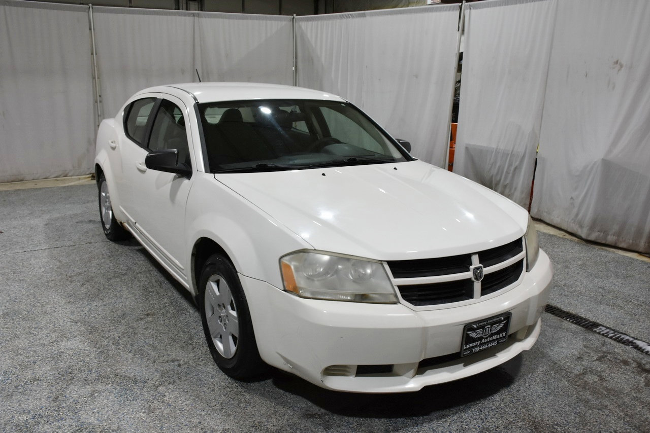 Used 2008 Dodge Avenger SE image 3
