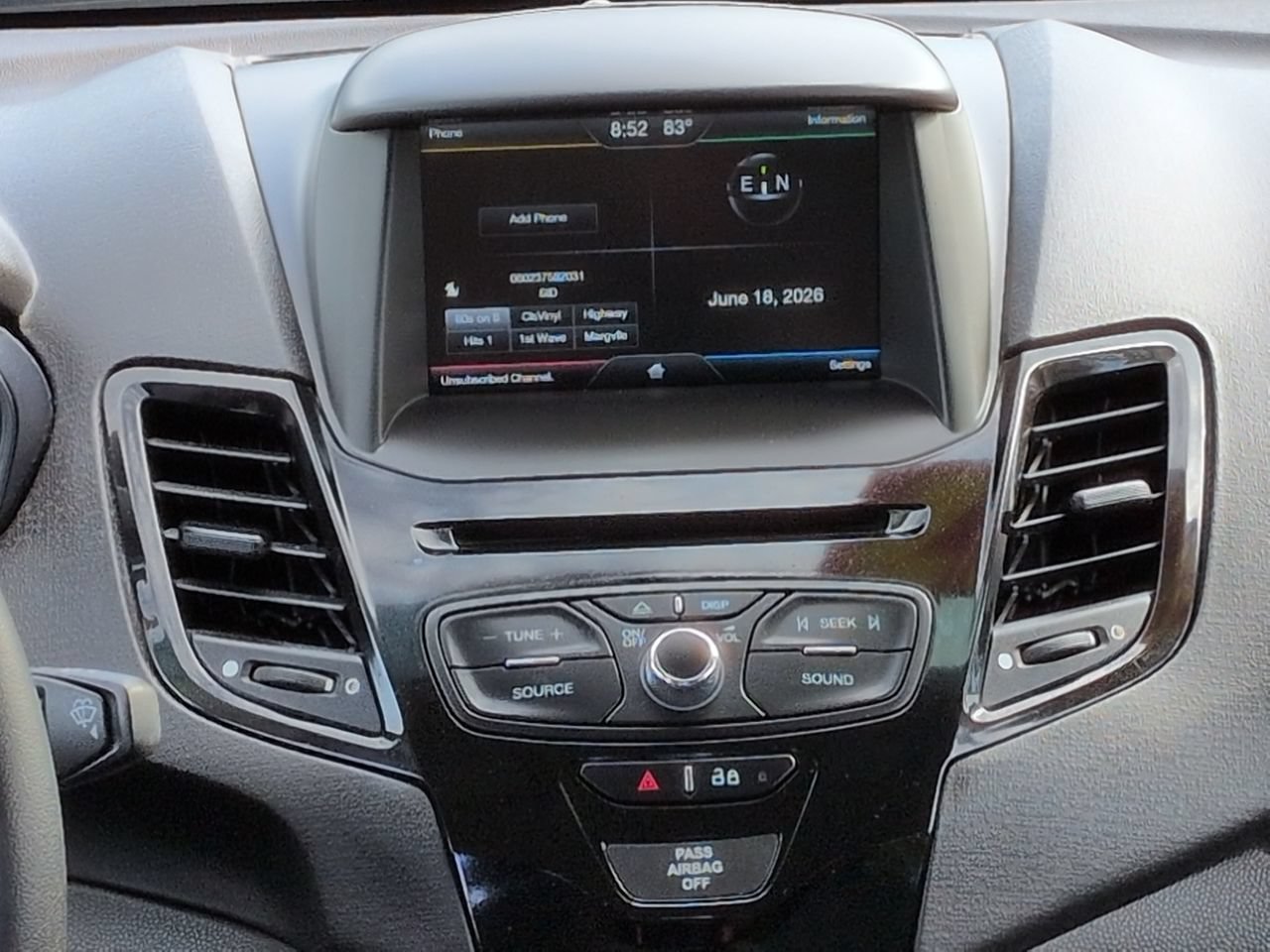 Used 2014 Ford Fiesta SE w/ Equipment Group 201A FWD image 16