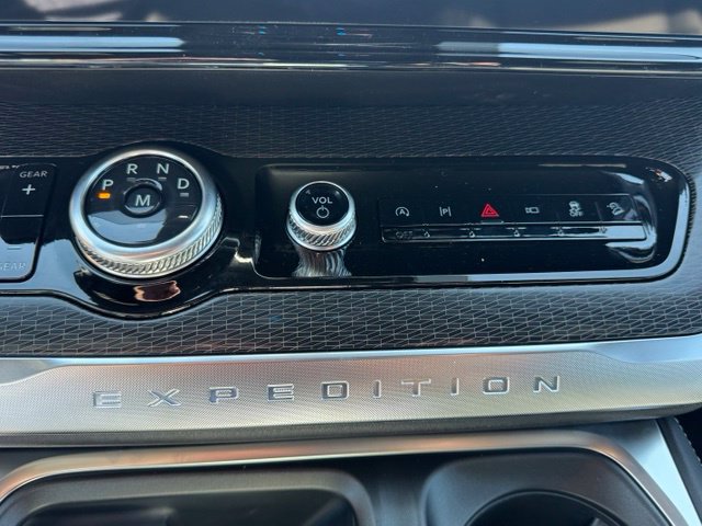 New 2027 Ford Expedition Max Platinum w/ Stealth Performance Package AWD/4WD image 34