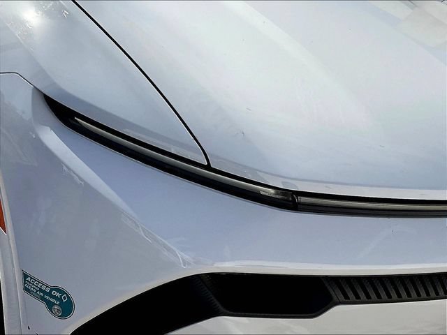 Certified 2024 Chevrolet Equinox EV LT FWD image 34