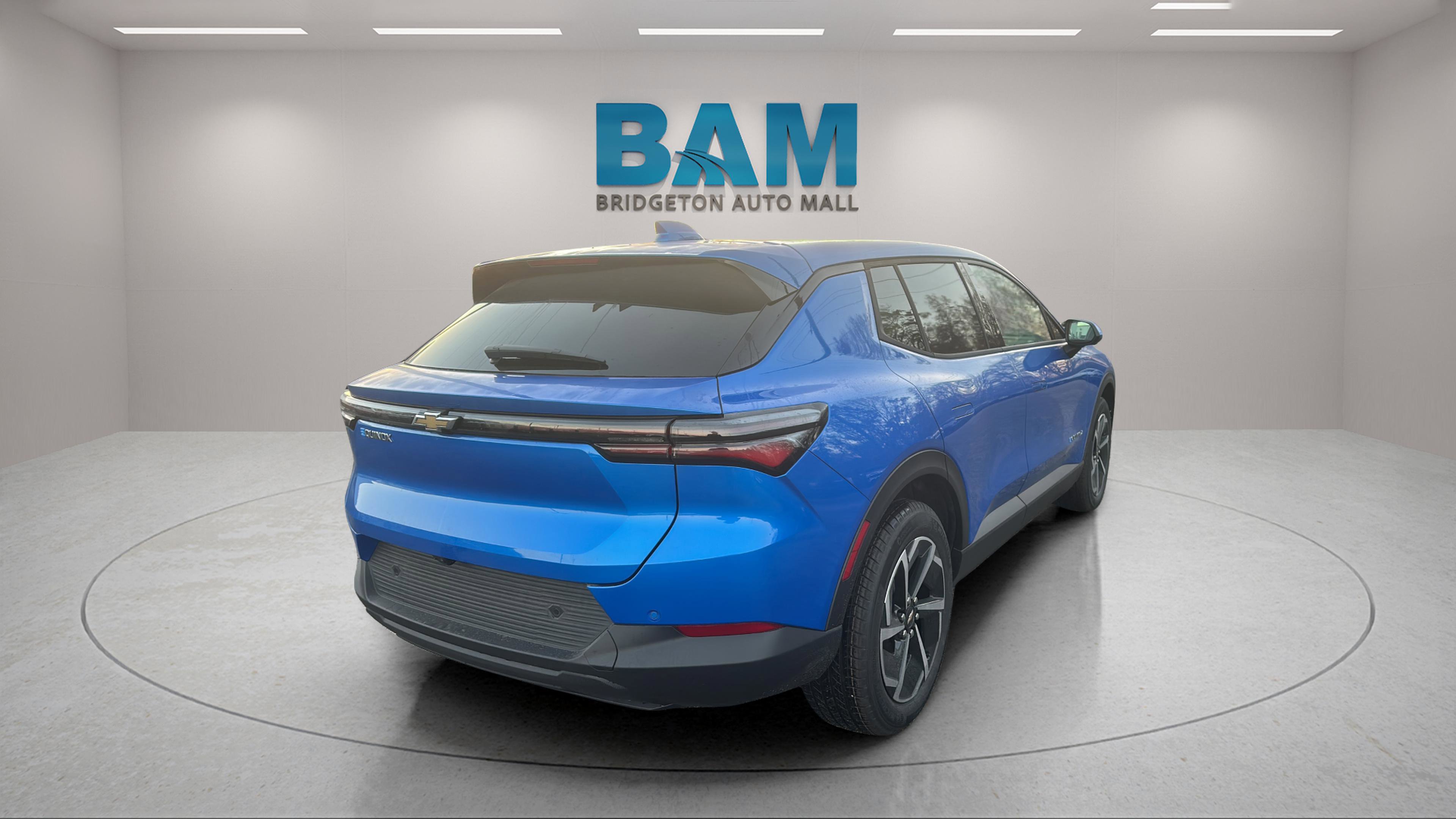 New 2026 Chevrolet Equinox EV LT image 9