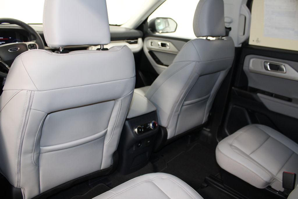 New 2026 Ford Explorer Active w/ Active Comfort Package image 26