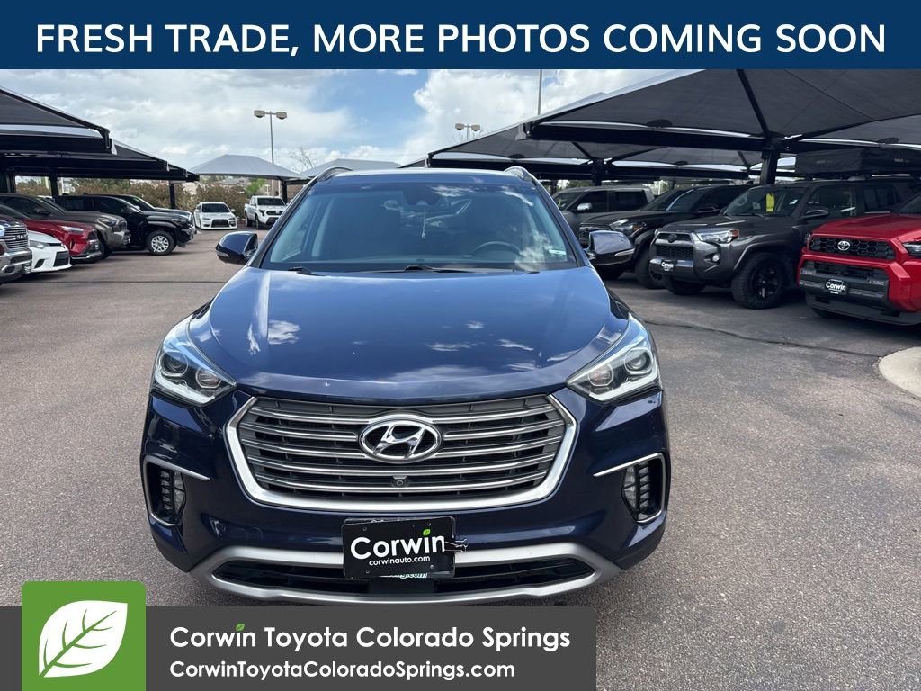 Used 2017 Hyundai Santa Fe Limited FWD image 2