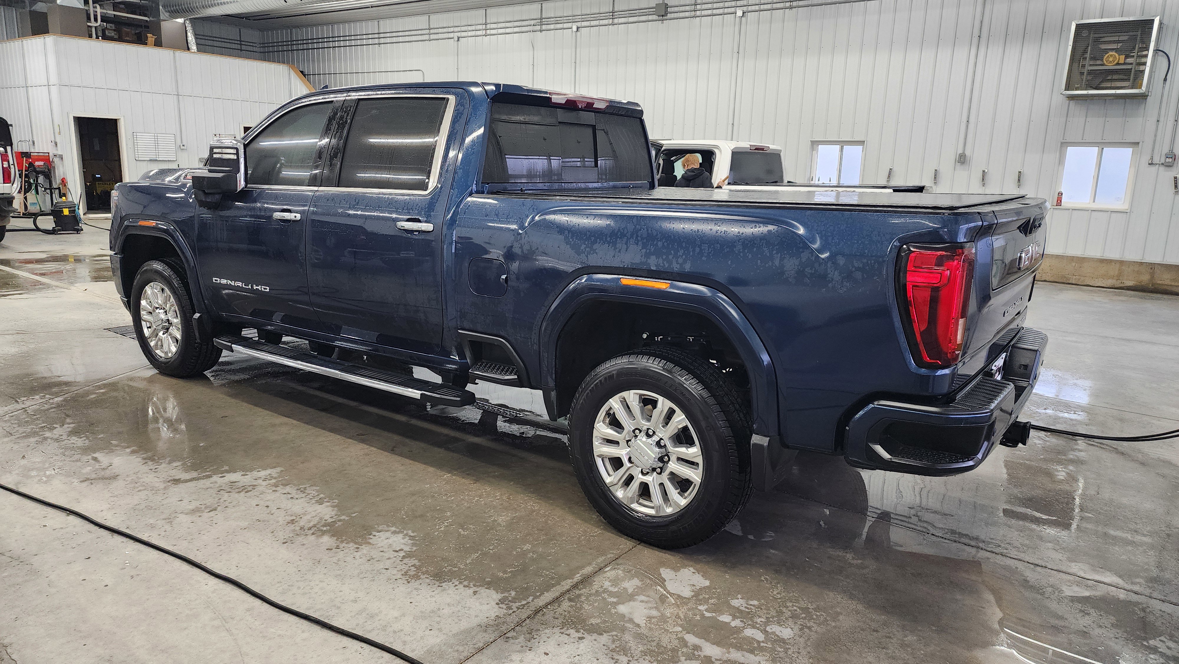 Used 2020 GMC Sierra 2500 Denali w/ Denali Ultimate Package image 6