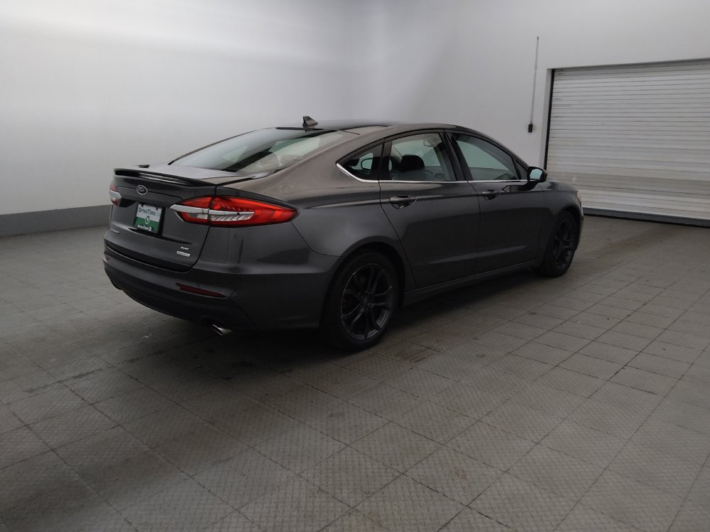 Used 2020 Ford Fusion SE w/ Equipment Group 151A FWD image 10