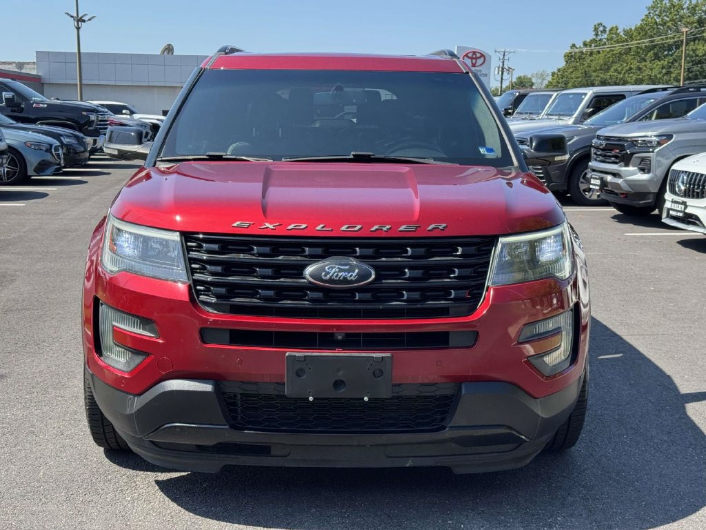 Used 2016 Ford Explorer Sport w/ Equipment Group 401A AWD/4WD image 27