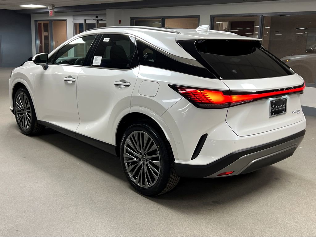 New 2026 Lexus RX 450h AWD image 5
