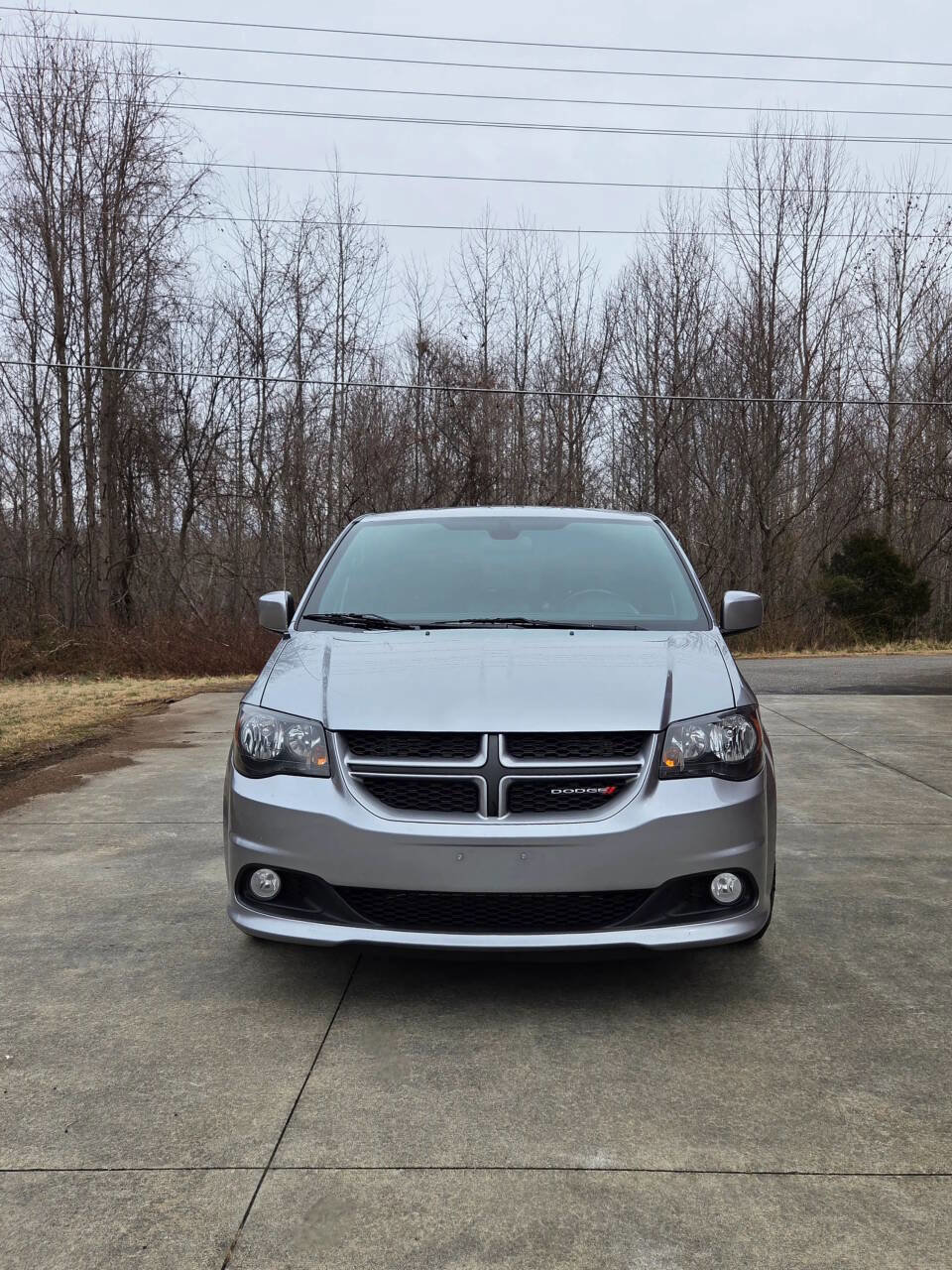 Used 2019 Dodge Grand Caravan GT image 2