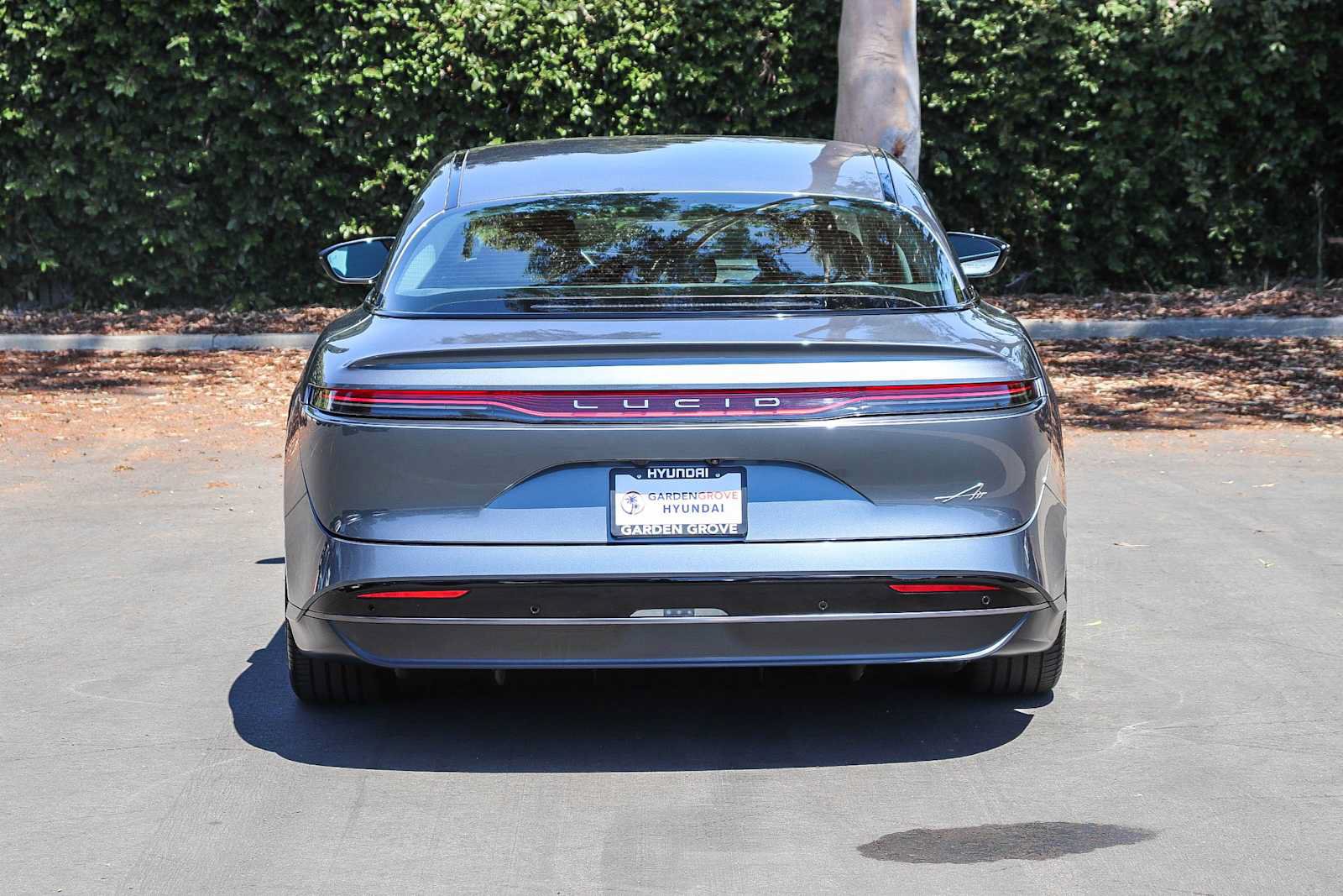 Used 2025 Lucid Air Pure RWD image 7