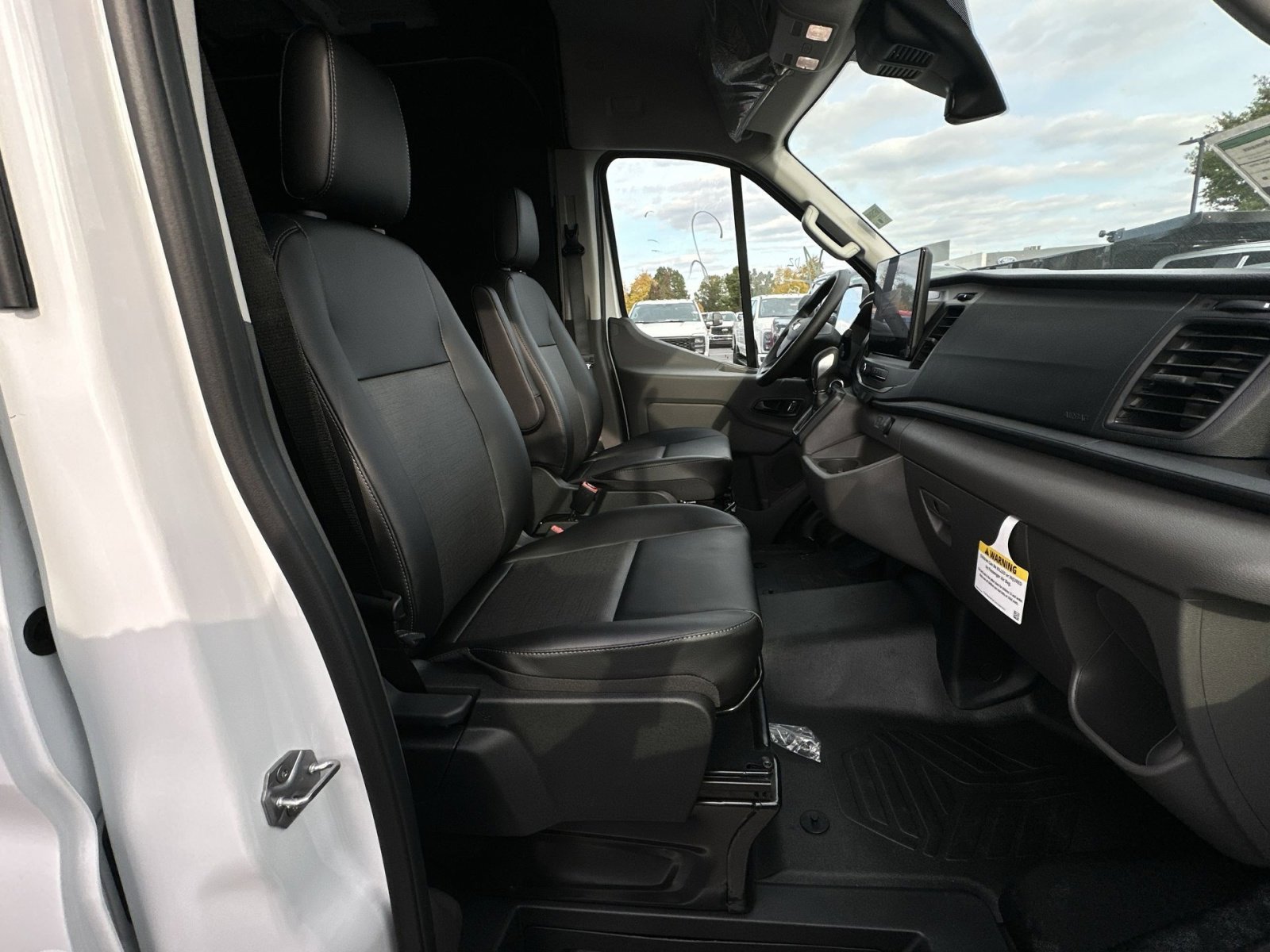 New 2026 Ford Transit 250 148 Medium Roof w/ Load Area Protection Package image 36