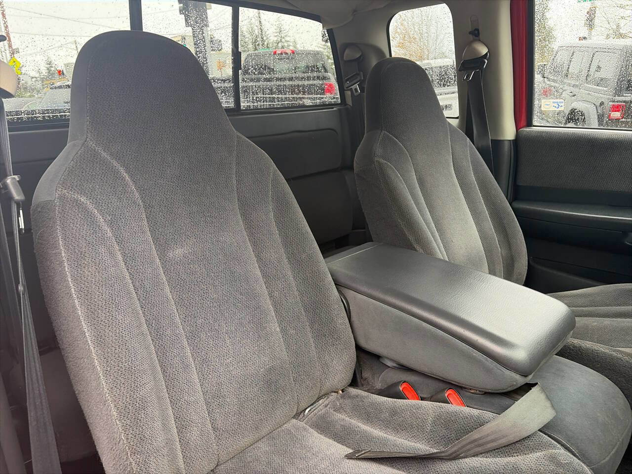 Used 2004 Dodge Dakota Sport w/ Deluxe Convenience Group image 14