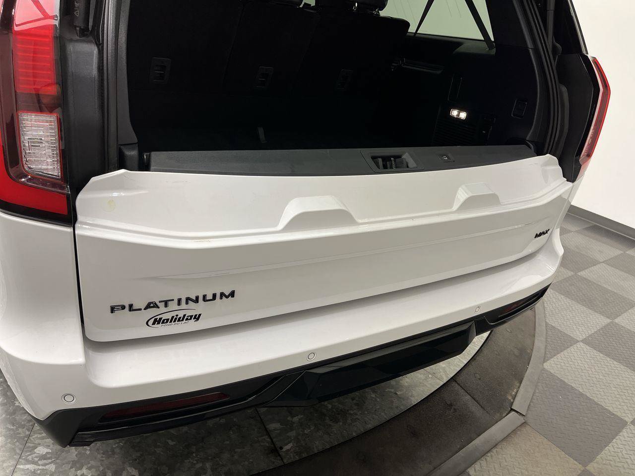 Certified 2025 Ford Expedition Max Platinum w/ Stealth Appearance Package AWD/4WD image 9